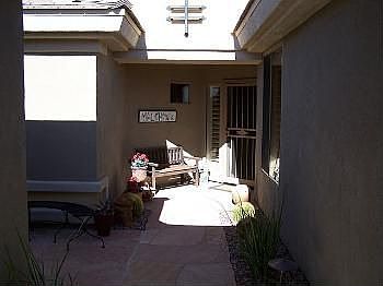 3rd image of 2526 W Muirfield Dr