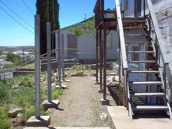 Front Door Stairway w Deck 