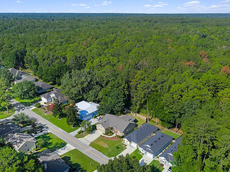 10538 Palmetto Blvd — Photo 41
