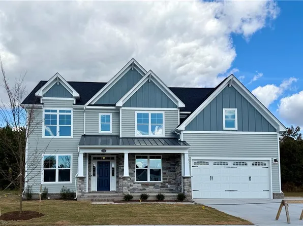 1240 Sebastian Ct, Chesapeake, VA 23322