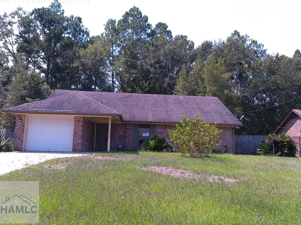 715 Little John Dr, Hinesville, GA 31313