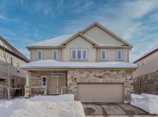 913 Redtail Ct, Kitchener, ON N2K0E4