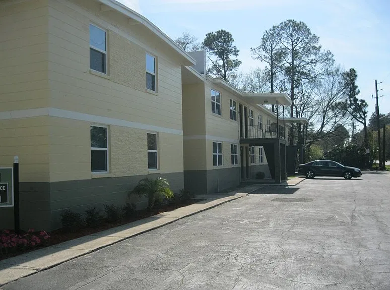 Almeda-3812 N. Canal Street #212 — Photo 1