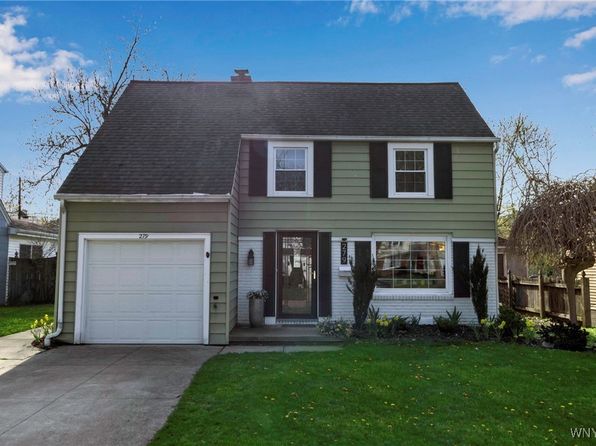 279 Bernhardt Dr, Amherst, NY 14226
