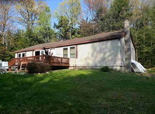 307 Maple St, Newport, NH 03773