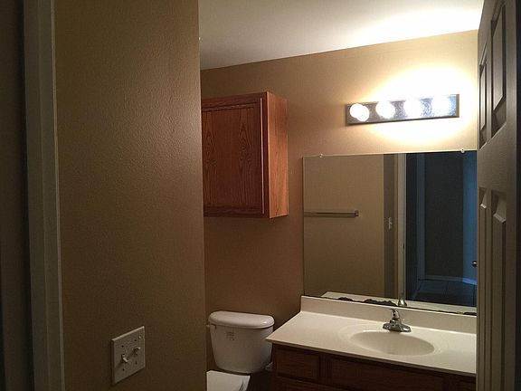 3rd image of 525 N Brentwood Ave APT A