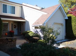 111 Nathan Dr #111, North Brunswick, NJ 08902