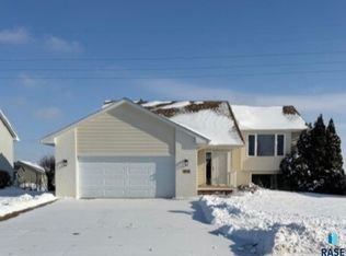 608 N Dubuque Ave, Sioux Falls, SD 57110