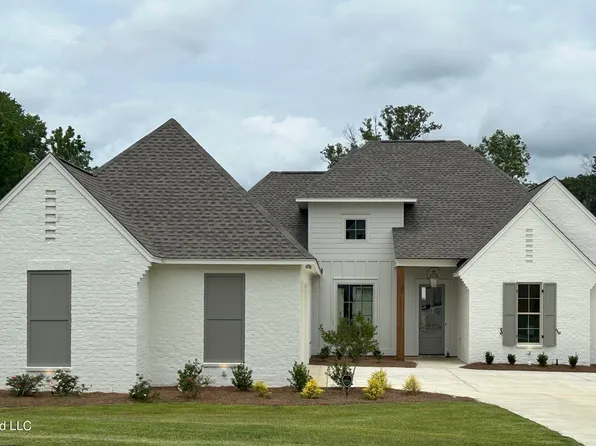 240 Kingswood Pl, Madison, MS 39110