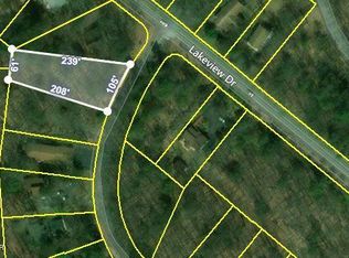 16 Elmwood Ct, Lake Ariel, PA 18436