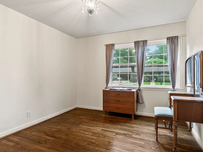 3836 Blackberry Ln — Photo 11