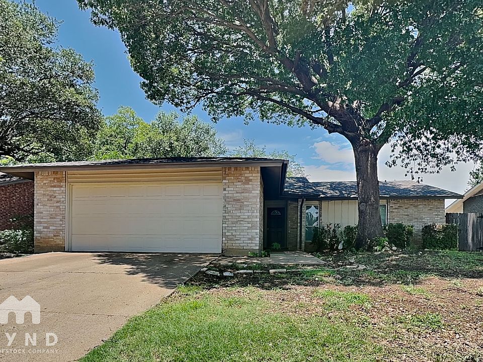 1st image of 703 Marlow Pl