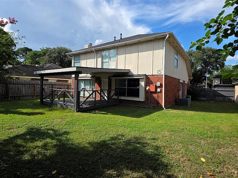 16403 Salinas Ln — Photo 17