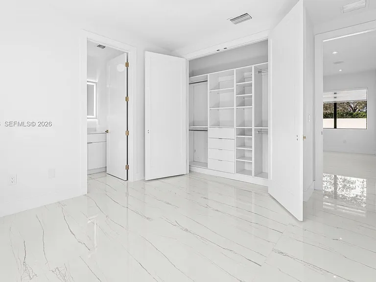 17902 SW 149th Ct — Photo 15