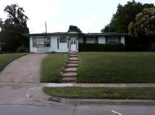 11905 Hoblitzelle Dr, Dallas, TX 75243
