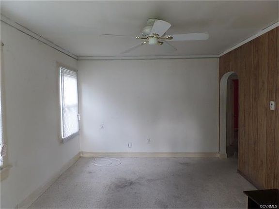 4th image of 408 Elm St