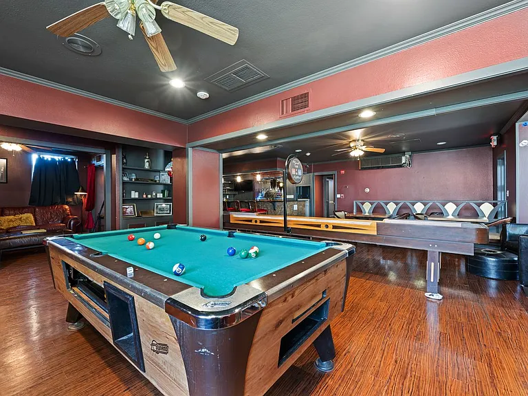 The Apartments at Hotel Phillips — Photo 4