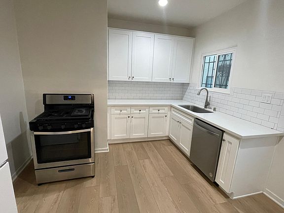 2nd image of 438 N Curson Ave