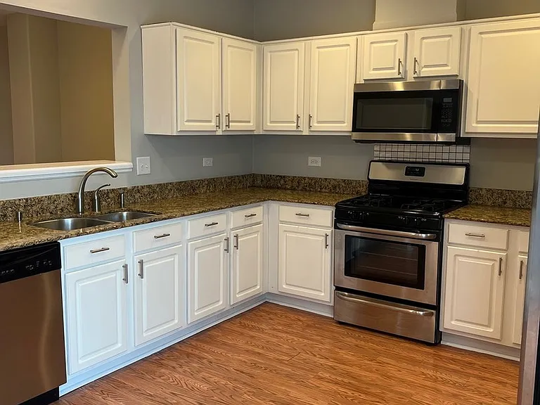 3393 Ravinia Cir — Photo 7