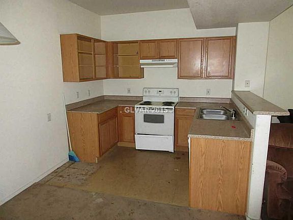 2nd image of 2060 Rancho Lake Dr Unit 105