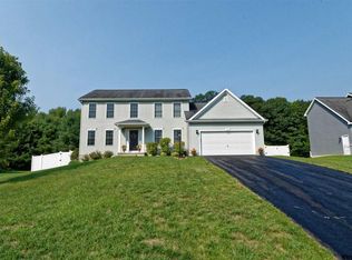 36 Cherry Tree Ln, Gansevoort, NY 12831