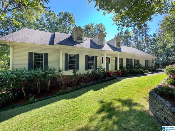 1 Laurel Canyon St, Anniston, AL 36207