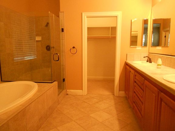2nd image of 2881 Autumn Falls Ln