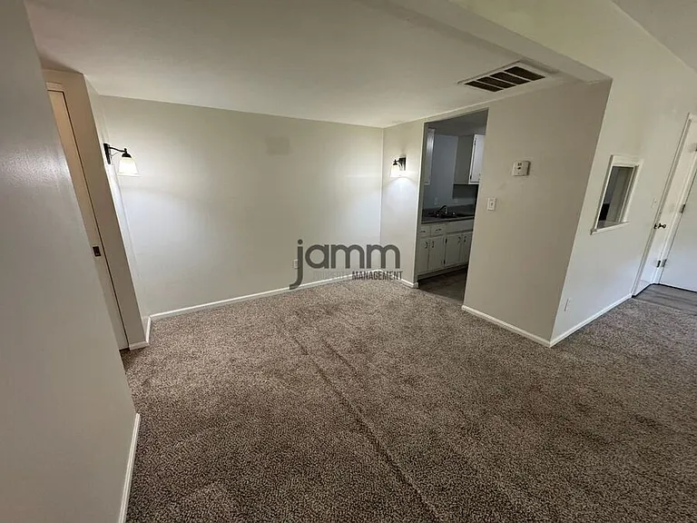 7025 Carriage Hill Dr #101 — Photo 6