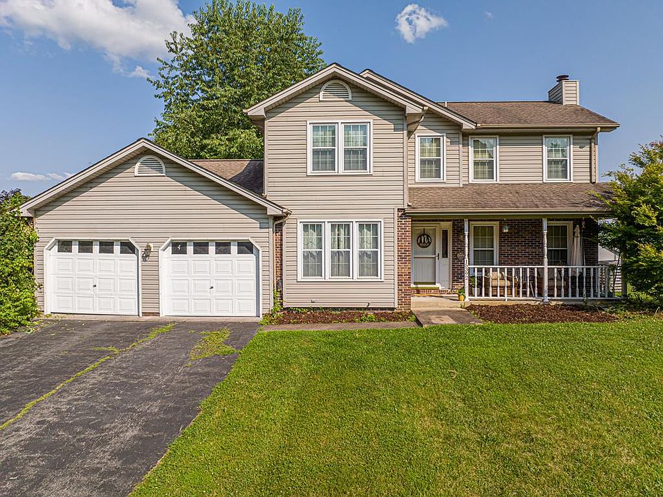 1st image of 15392 Woodstone Cir