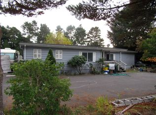 4873 Rhododendron Loop, Florence, OR 97439