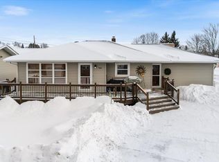 704 S 8th Ave, Virginia, MN 55792