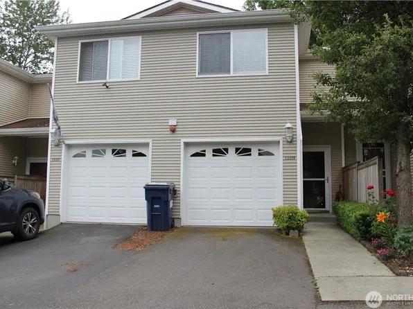 13359 Ambaum Blvd SW, Burien, WA 98146