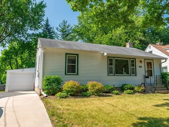3813 Anchor Dr, Madison, WI 53714