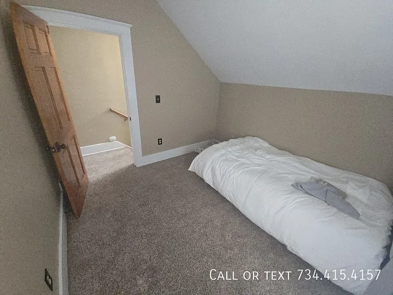 509 Linden St — Photo 43