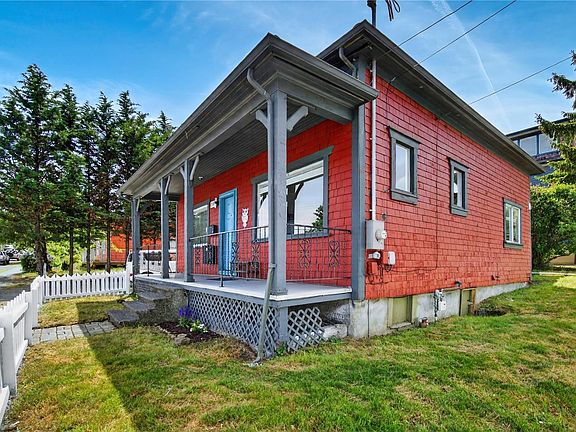 3rd image of 203 Prideaux St