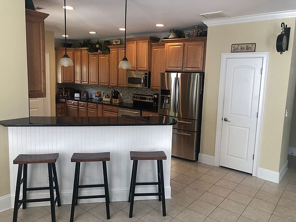 3rd image of 9520 Renick Dr