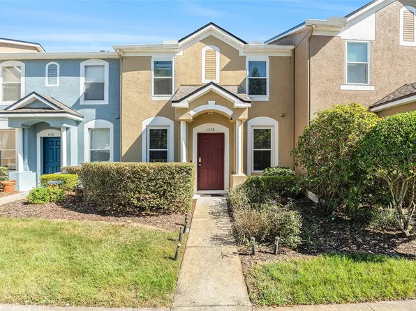 1228 Baronscourt Dr, Wesley Chapel, FL 33543
