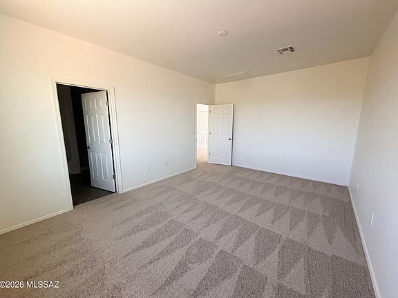 4th image of 653 S Desert Haven Rd