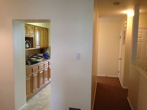 2nd image of 285 Marion St #2
