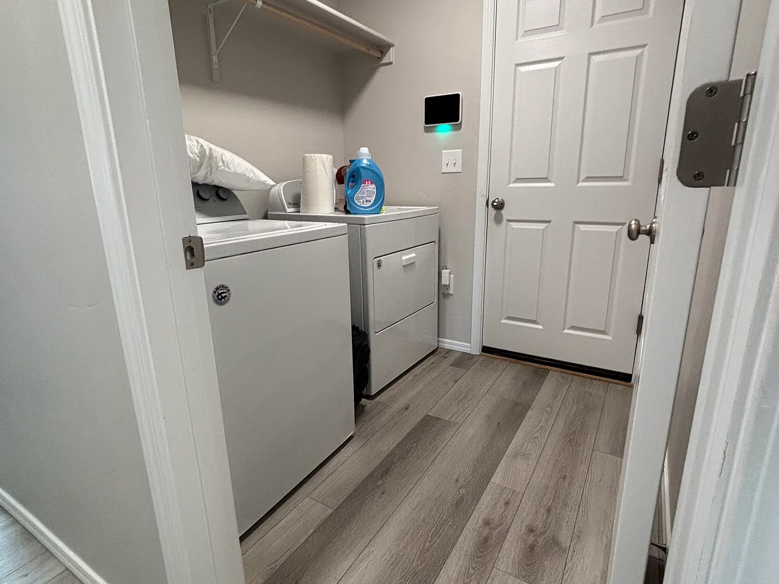 4 bed, 1694 sqft, $2,400 — Photo 4