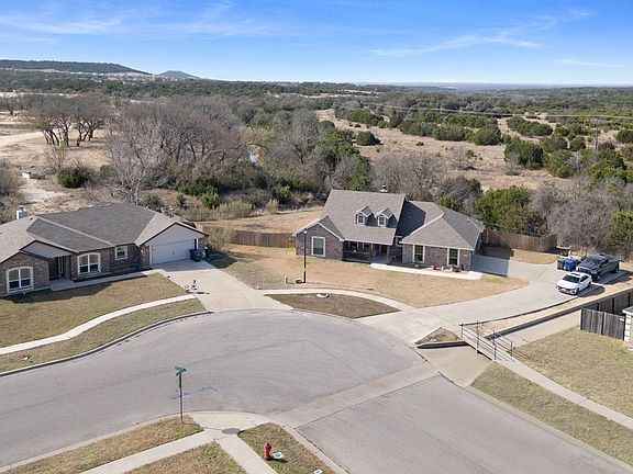 2nd image of 2405 Settlement Road