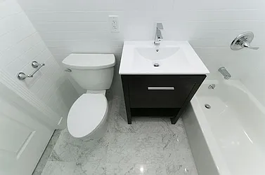 Rented by Icon Realty Management