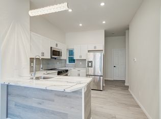 1252 S 15th St #1, Philadelphia, PA 19146