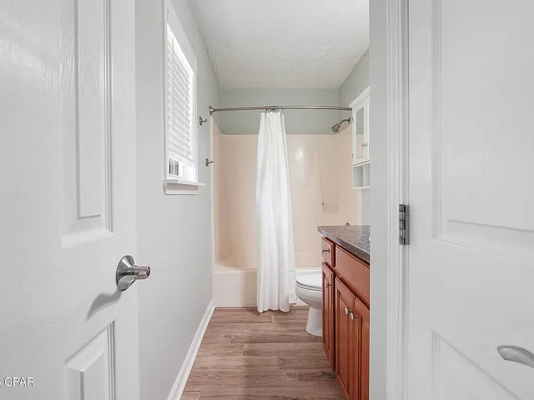 115 Circle Dr — Photo 25