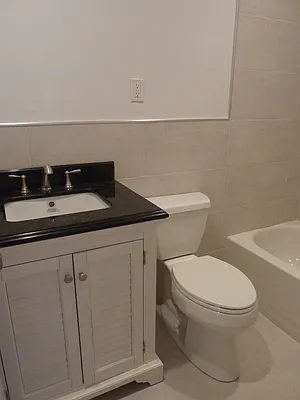 Rented by HH Realty | media 25