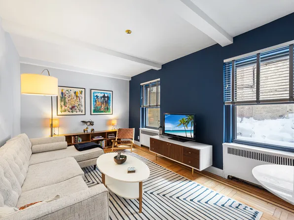 350 Cabrini Boulevard image 1 of 24