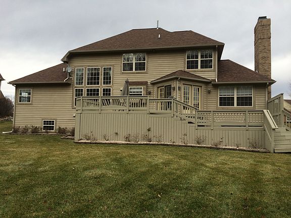 3rd image of 4464 Lake Forest Dr W