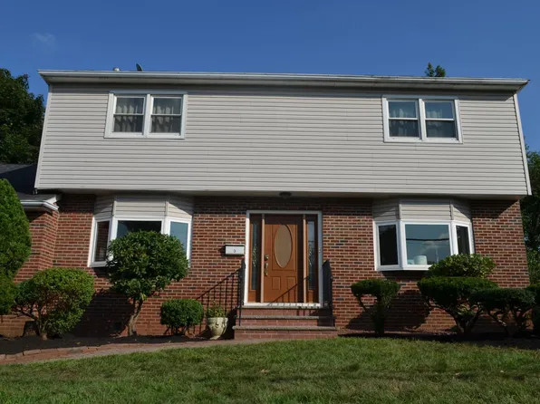 3 Lahiere Ave, Edison, NJ 08817