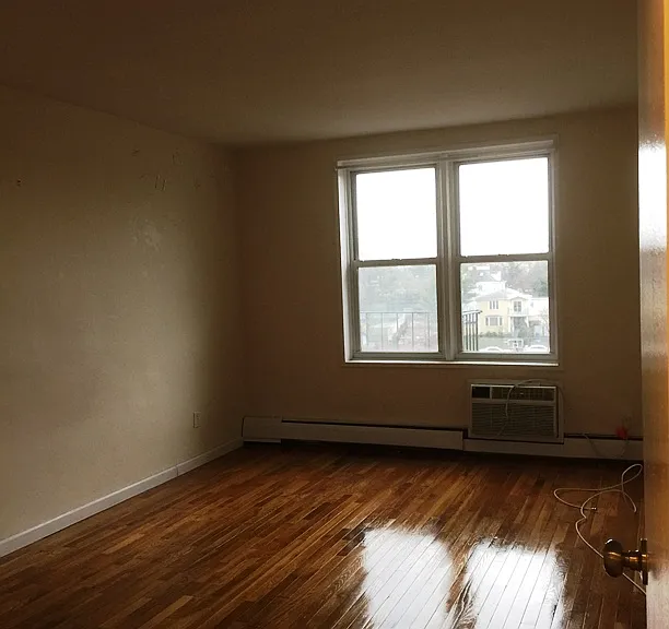 2350 Waters Edge Dr — Photo 15