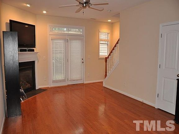 4th image of 4703 Lawhorn St